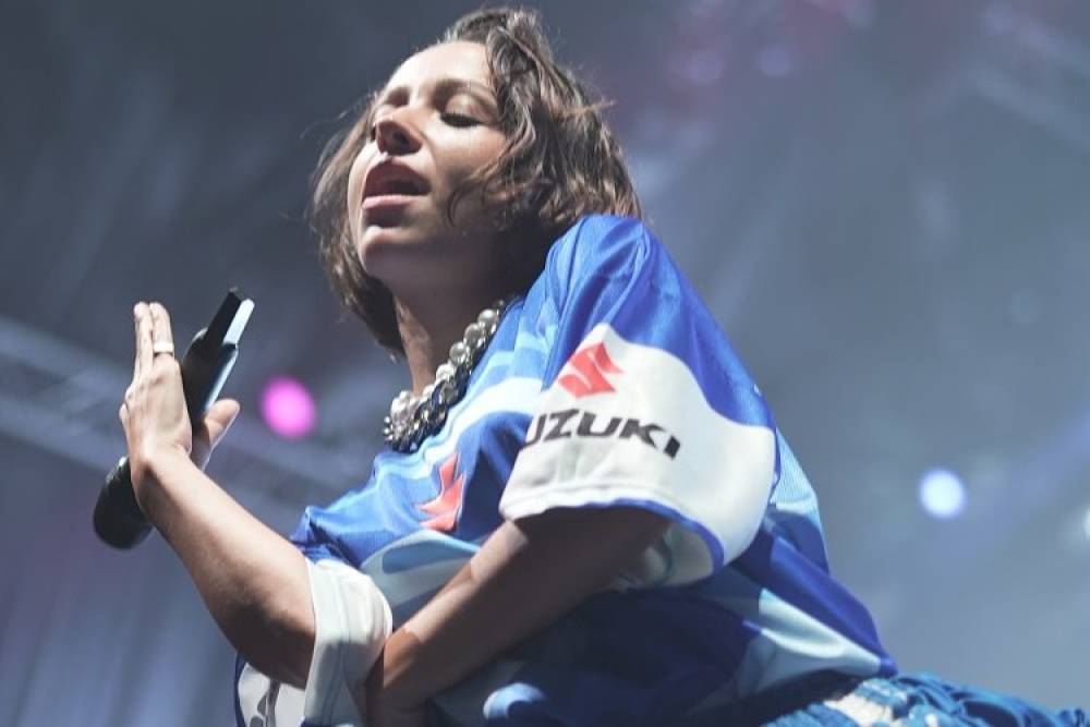 Zeynep Bastık'tan 'Turne' Müjdesi